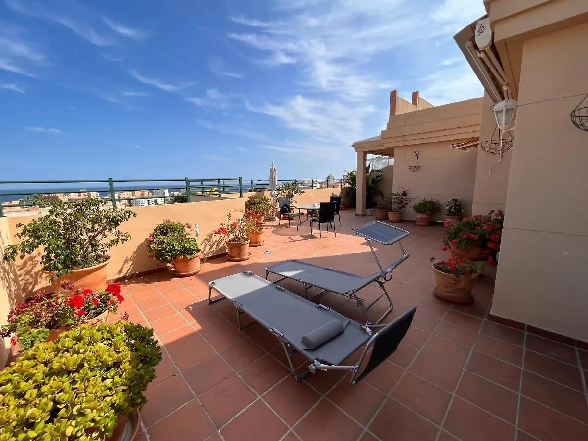 Espectacular Atico Con Vistas Al Mar Y La Montana Apartment Torremolinos