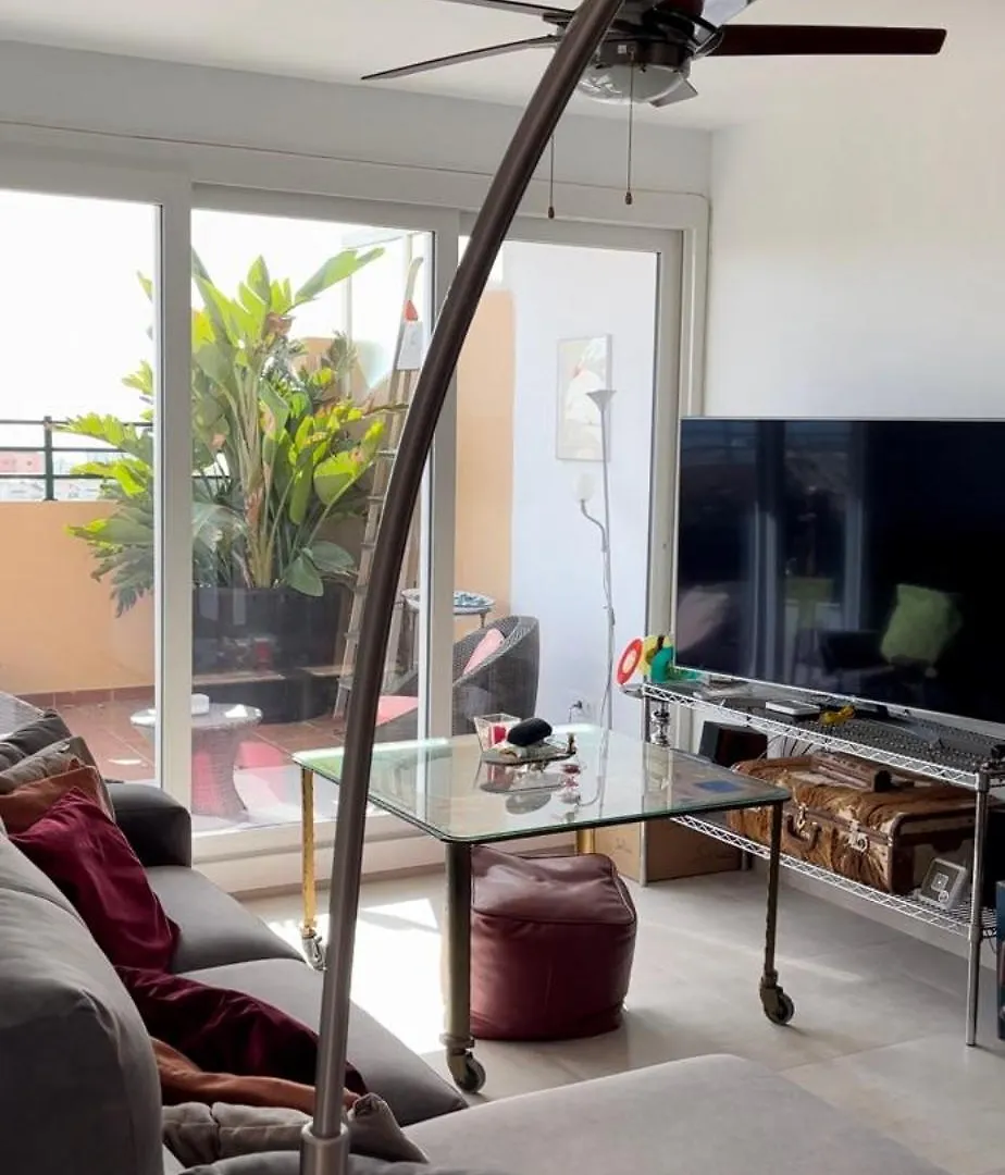 Espectacular Atico Con Vistas Al Mar Y La Montana Apartment Torremolinos