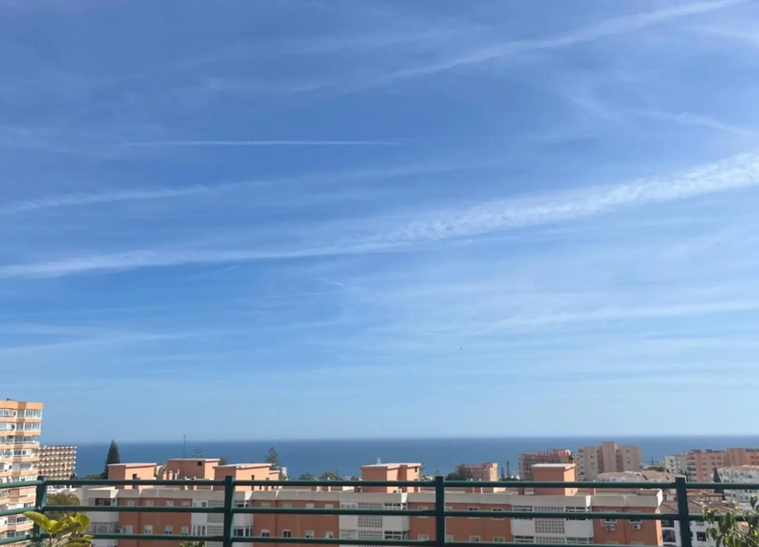 Espectacular Atico Con Vistas Al Mar Y La Montana Apartment Torremolinos 0*,